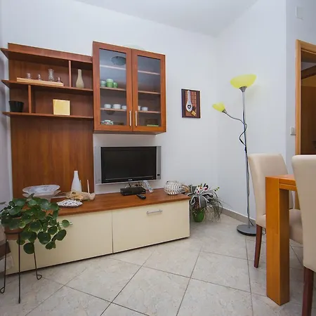 Sweet Apartmant In Stobrec